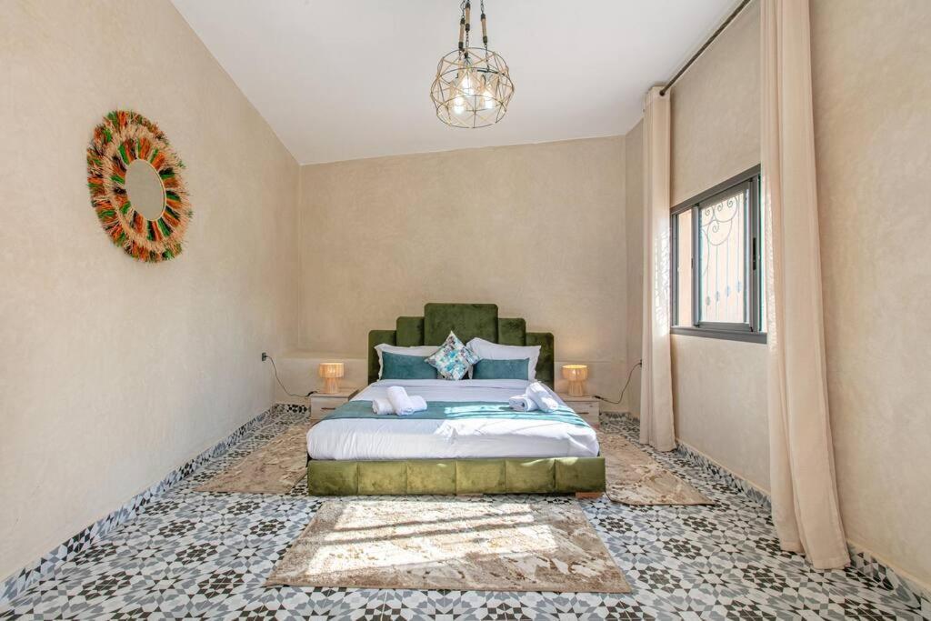 Villa Leila,Piscine , Grand Jardin, Jeux , Cuisiniere マラケシュ エクステリア 写真